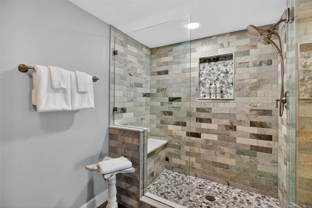 14600 Gulf Boulevard, Unit 401, Madeira Beach, FL 33708 Photo