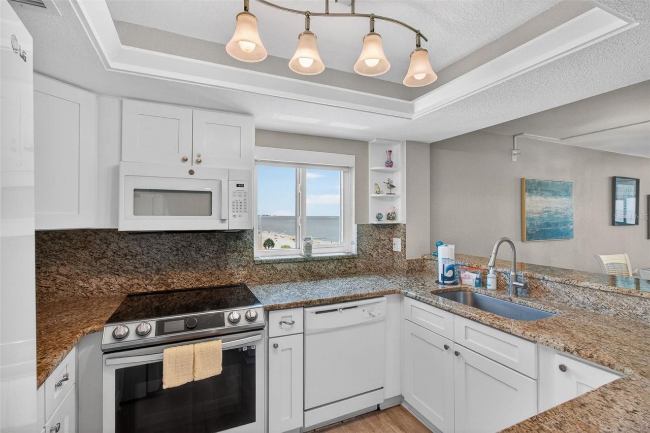 14600 Gulf Boulevard, Unit 401, Madeira Beach, FL 33708 Photo