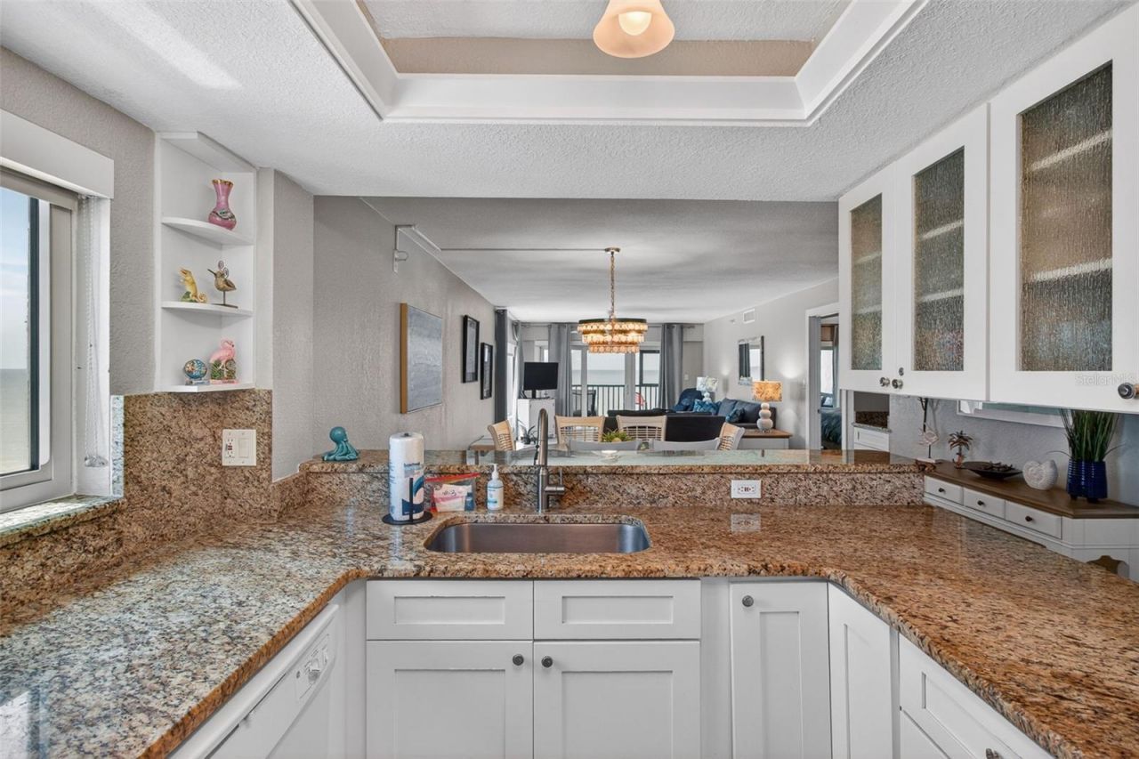 14600 Gulf Boulevard, Unit 401, Madeira Beach, FL 33708 Photo