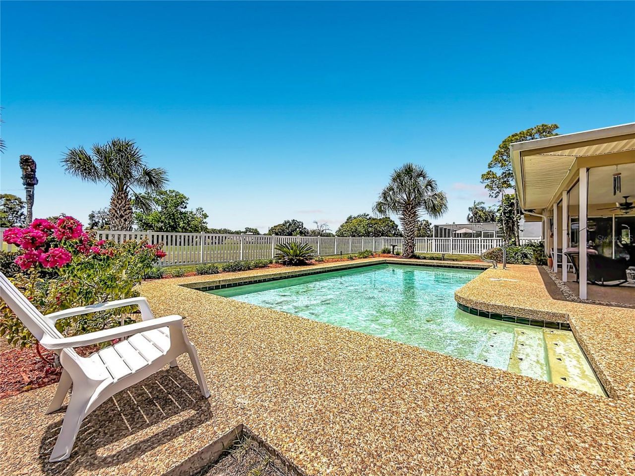 6490 Burning Tree Drive, Seminole, FL 33777 Photo