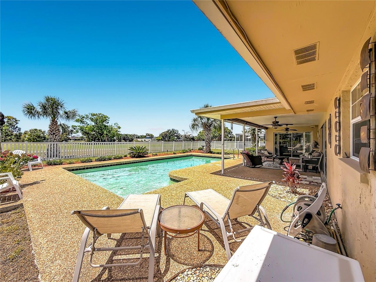 6490 Burning Tree Drive, Seminole, FL 33777 Photo