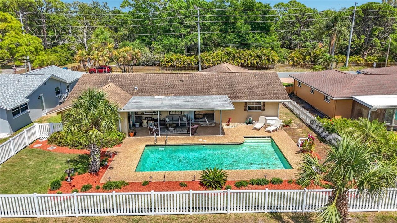 6490 Burning Tree Drive, Seminole, FL 33777 Photo