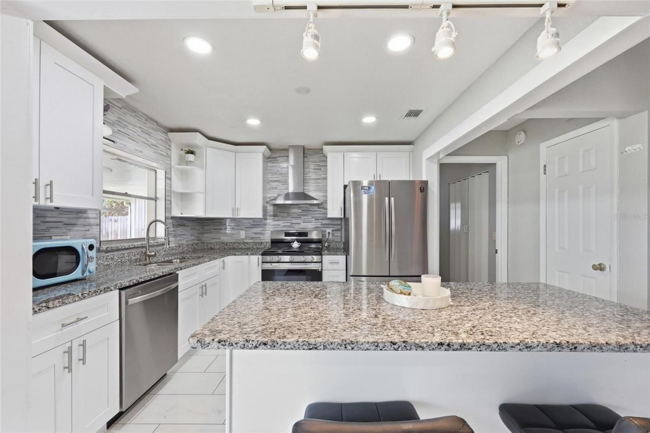 7641 Compass Drive, Orlando, FL 32810 Photo