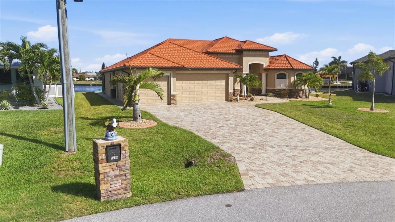 9266 Migue Circle, Port Charlotte, FL 33981 Photo