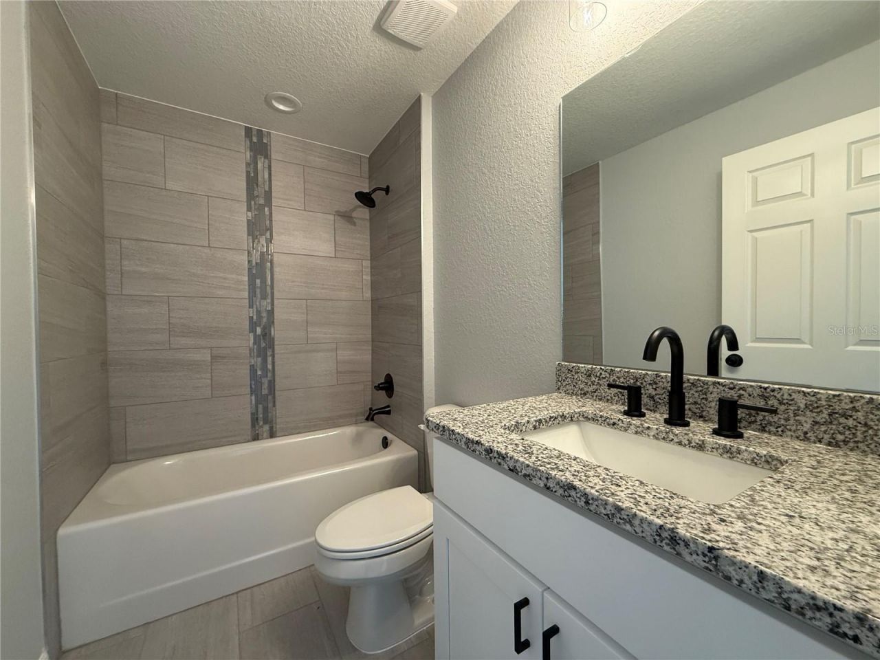 3 Guava Place Drive, Ocklawaha, FL 32179 Photo