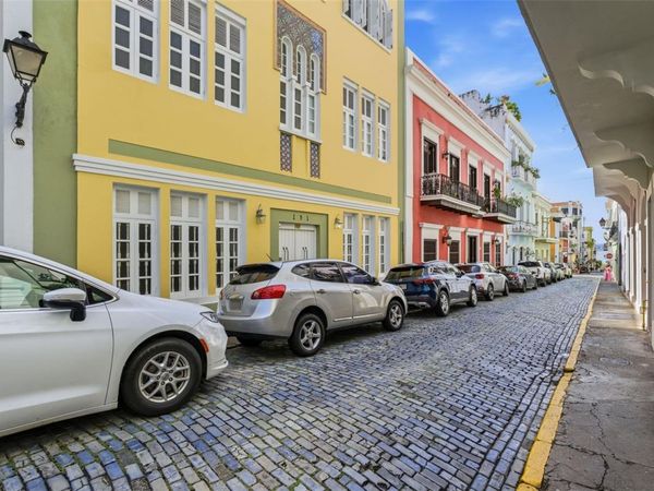 151 SAN JUSTO , Unit 301, SAN JUAN, PR 00901