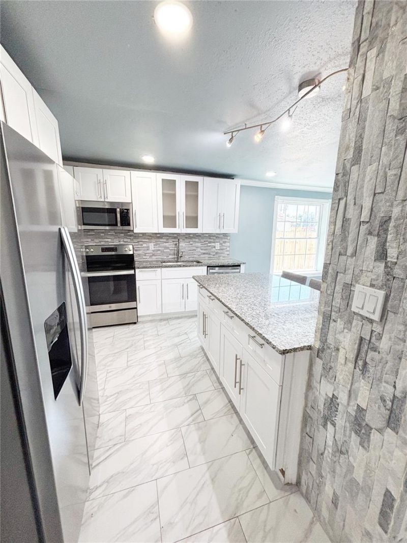 3427 16th Avenue S, Saint Petersburg, FL 33711 Photo