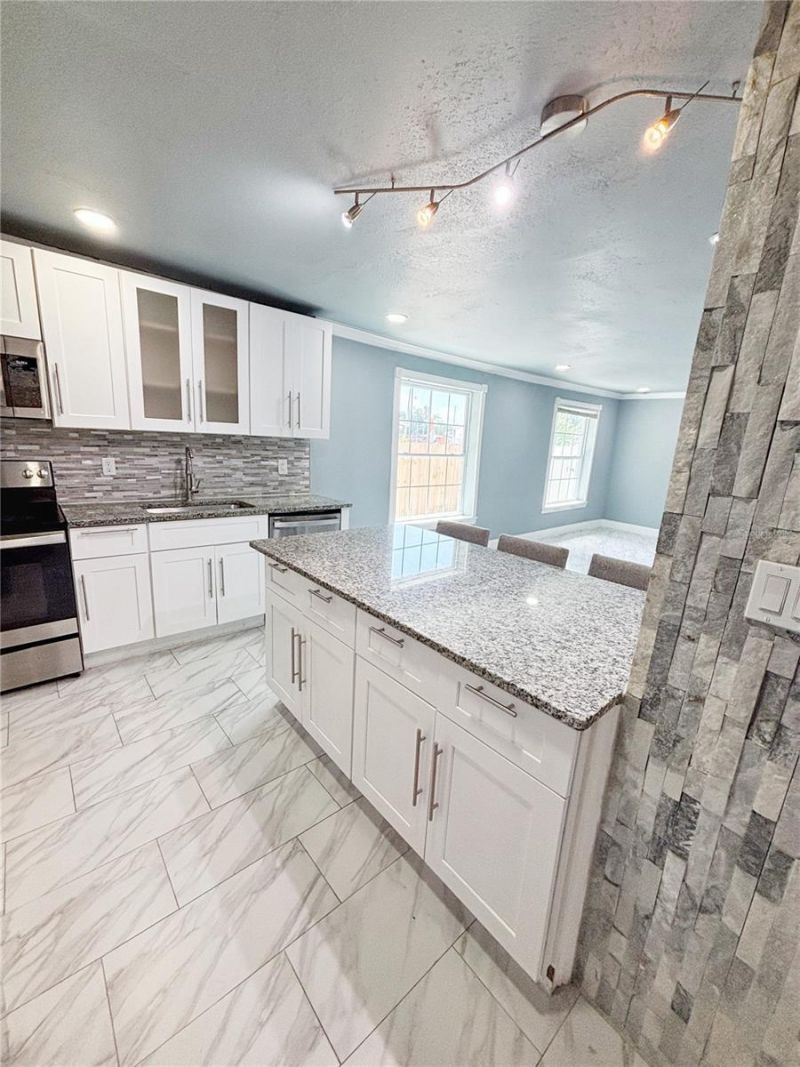 3427 16th Avenue S, Saint Petersburg, FL 33711 Photo