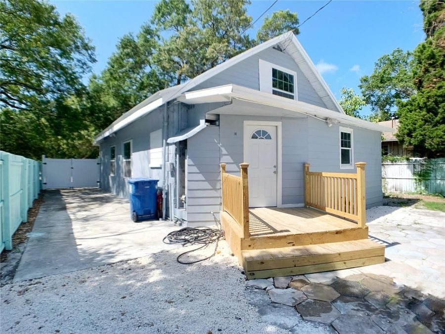 Property Image 6