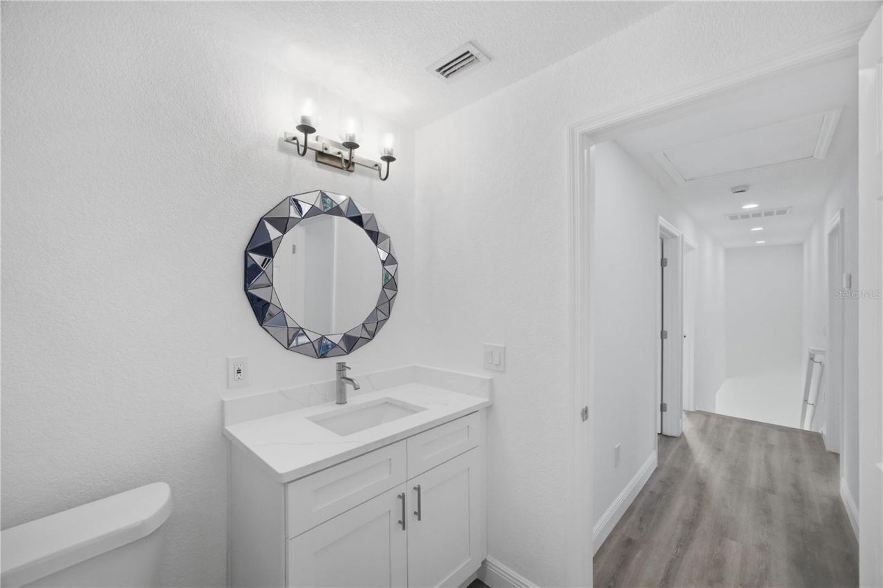 1315 22nd Avenue S, Saint Petersburg, FL 33705 Photo