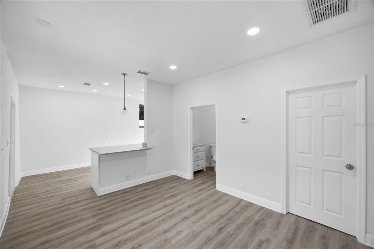 1315 22nd Avenue S, Saint Petersburg, FL 33705 Photo