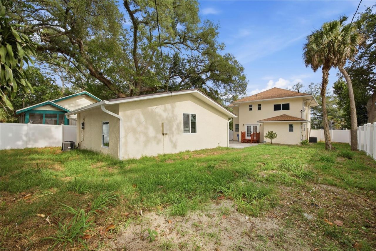 1315 22nd Avenue S, Saint Petersburg, FL 33705 Photo