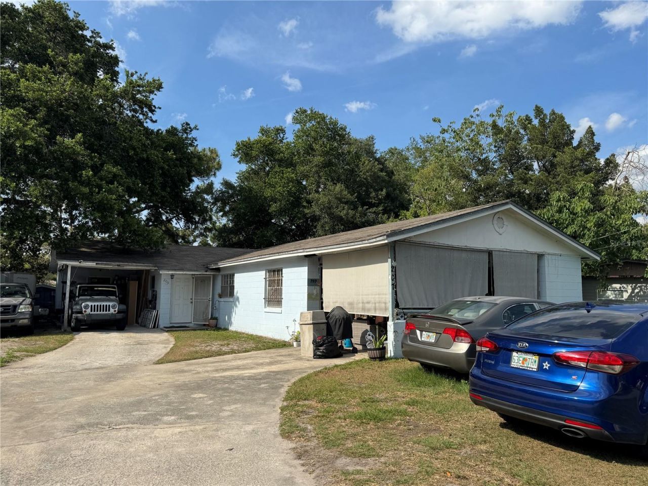 207 E Buchanon Avenue, Orlando, FL 32809 Photo