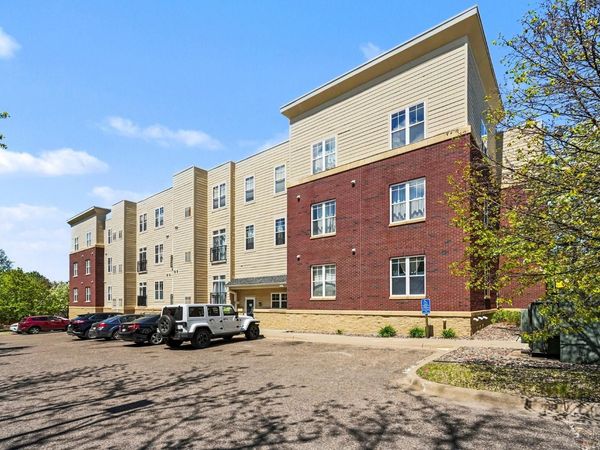 1776 Maryland Avenue E, Unit 201, Saint Paul, MN 55106