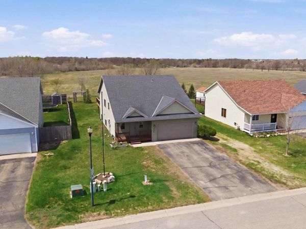 620 N Washington Avenue, Detroit Lakes, MN 56501