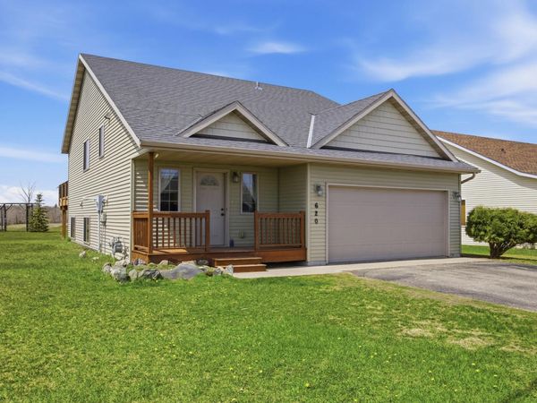 620 N Washington Avenue, Detroit Lakes, MN 56501