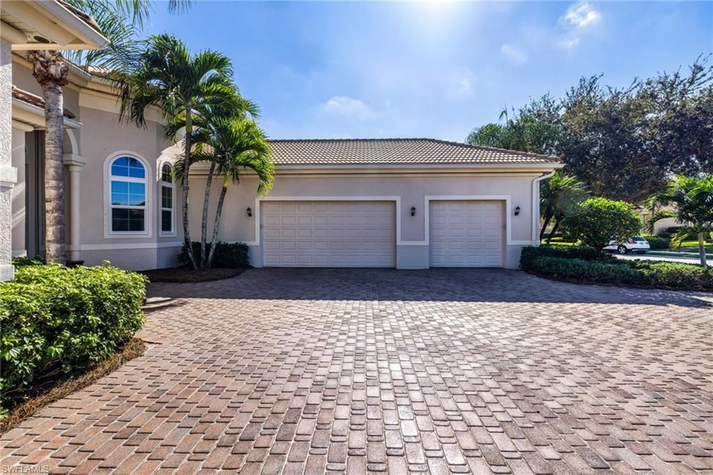 5710 Whispering Willow Way, Fort Myers, FL 33908 Photo