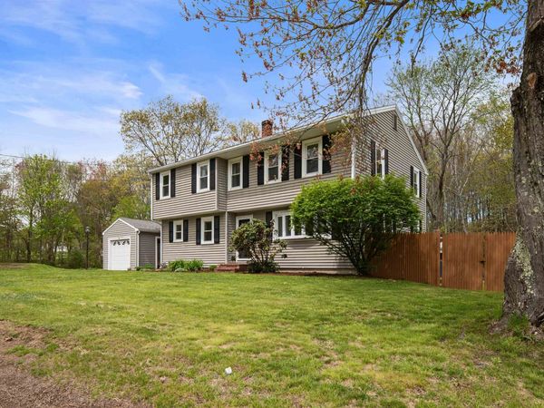 80 Stackpole Road, Somersworth, NH 03878