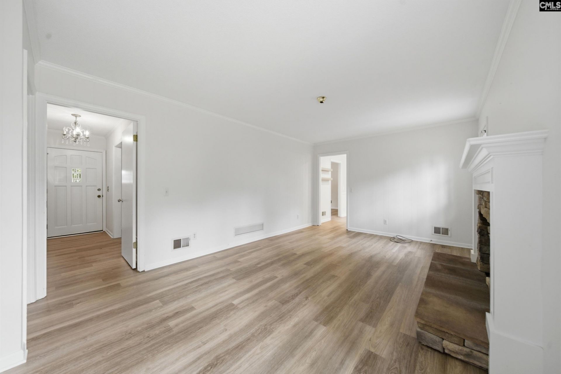 808 Kingsbridge Road Photo 12
