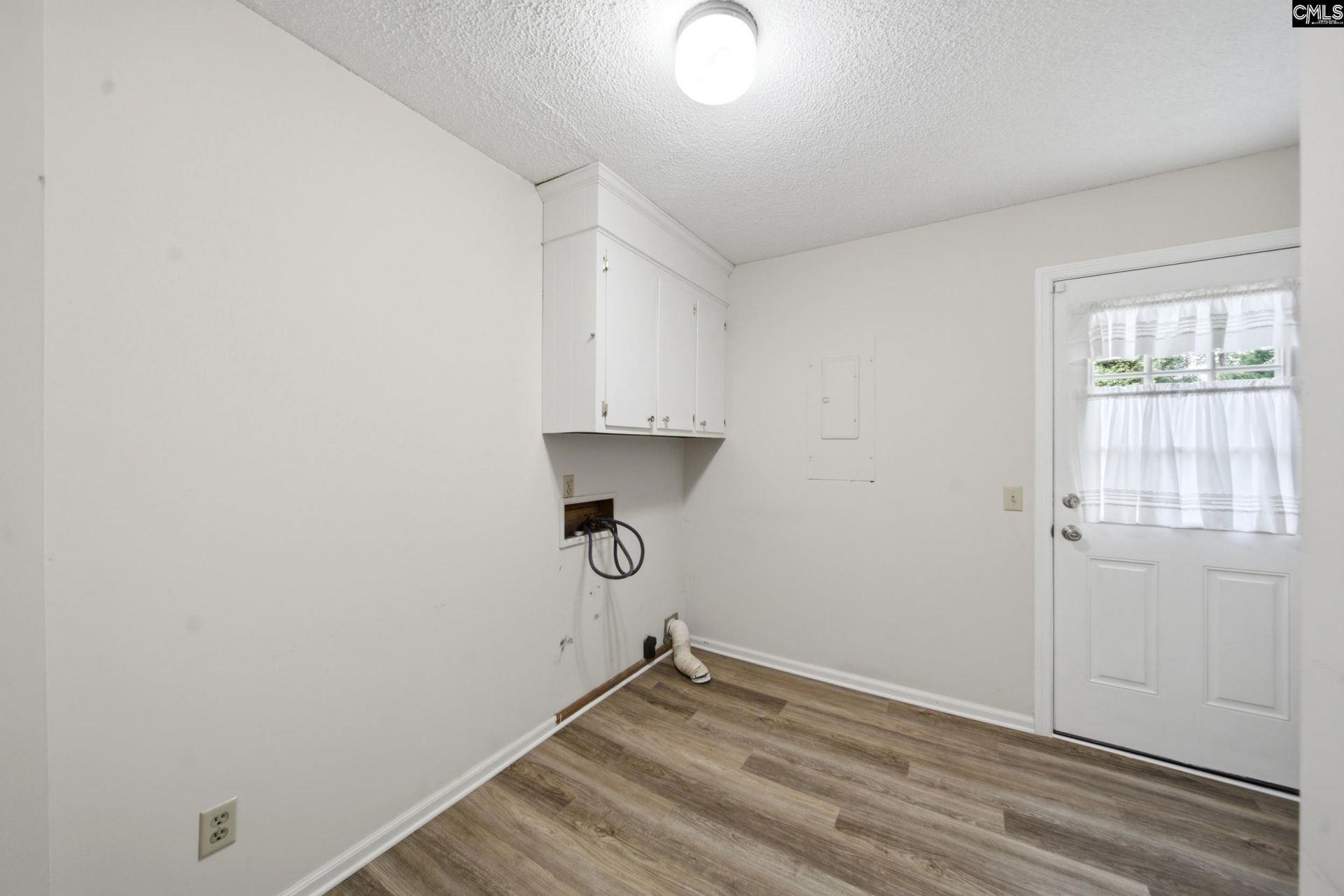 808 Kingsbridge Road Photo 14