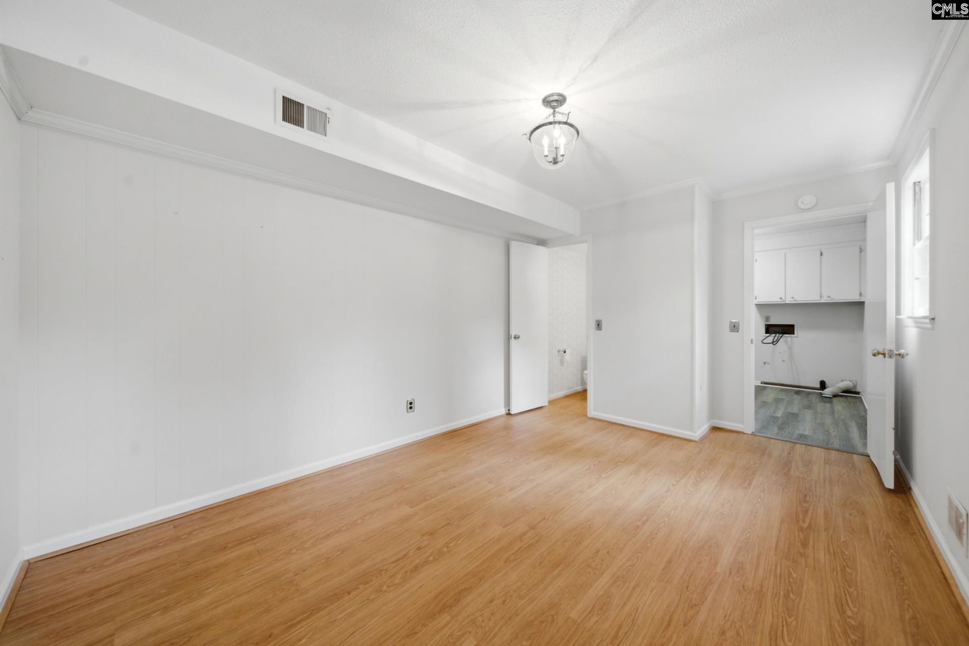 808 Kingsbridge Road Photo 16
