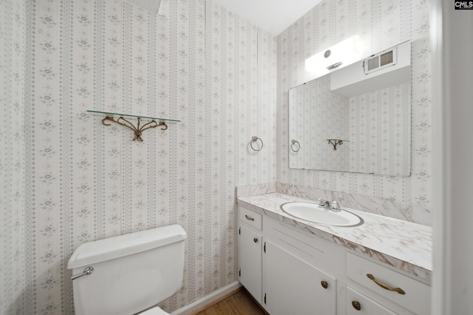 808 Kingsbridge Road Photo 18