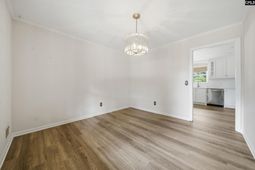 808 Kingsbridge Road photo 4