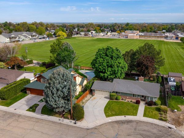 419 Chaparro St, Caldwell, ID 83605