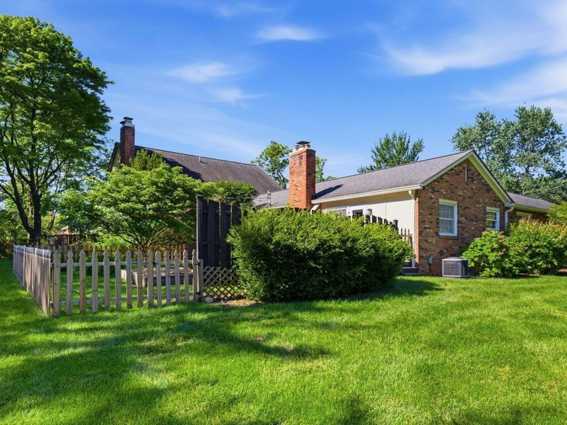 4344 Airendel Court , Unit C1, Columbus, OH 43220 Photo 5