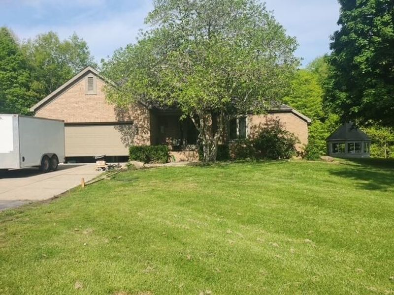 2180 Blacks Road SW, Hebron, OH 43025 Photo 1