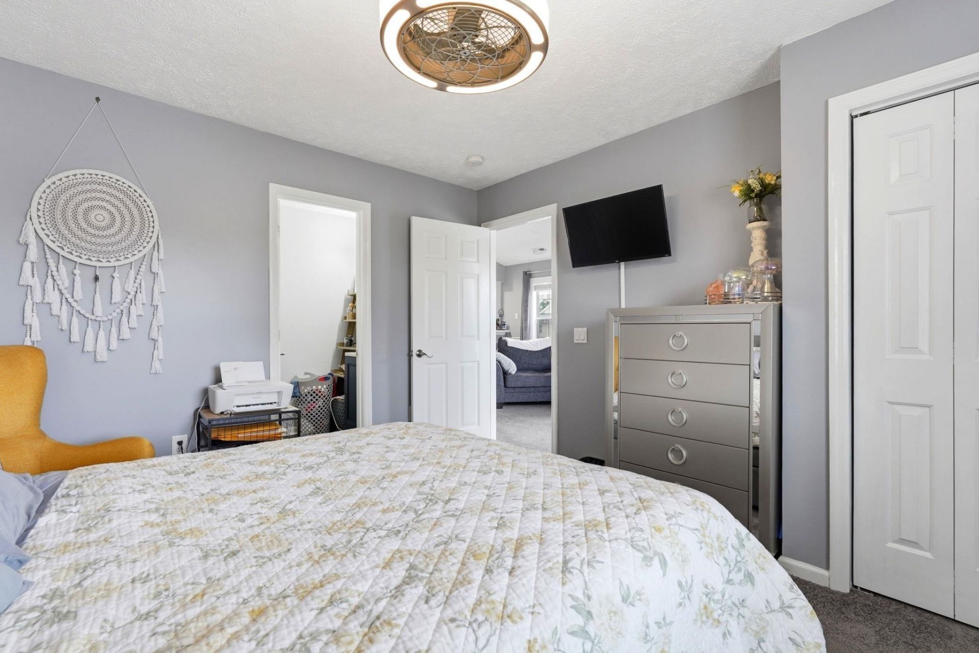 565 White River Dr. Photo 26