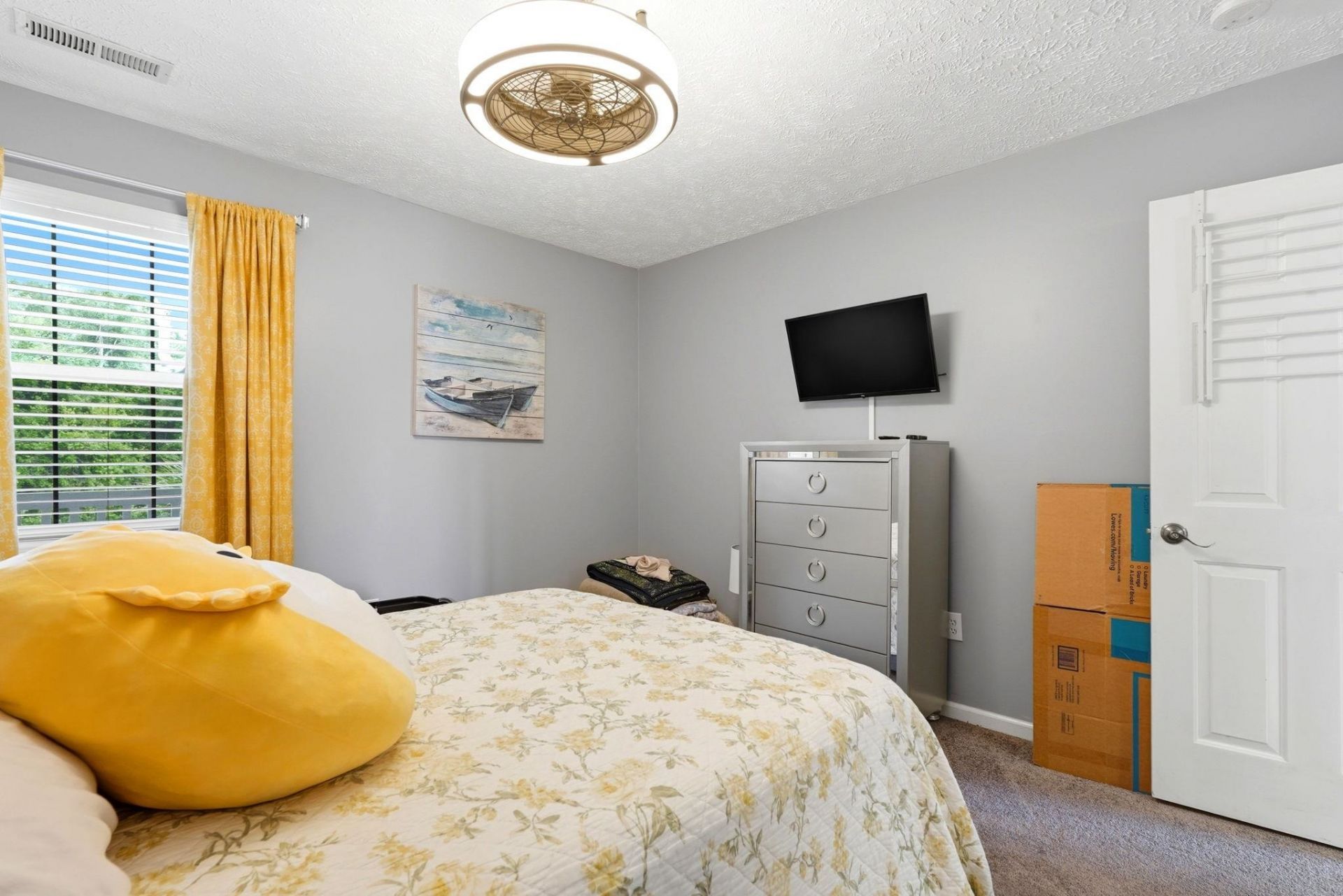 565 White River Dr. Photo 30