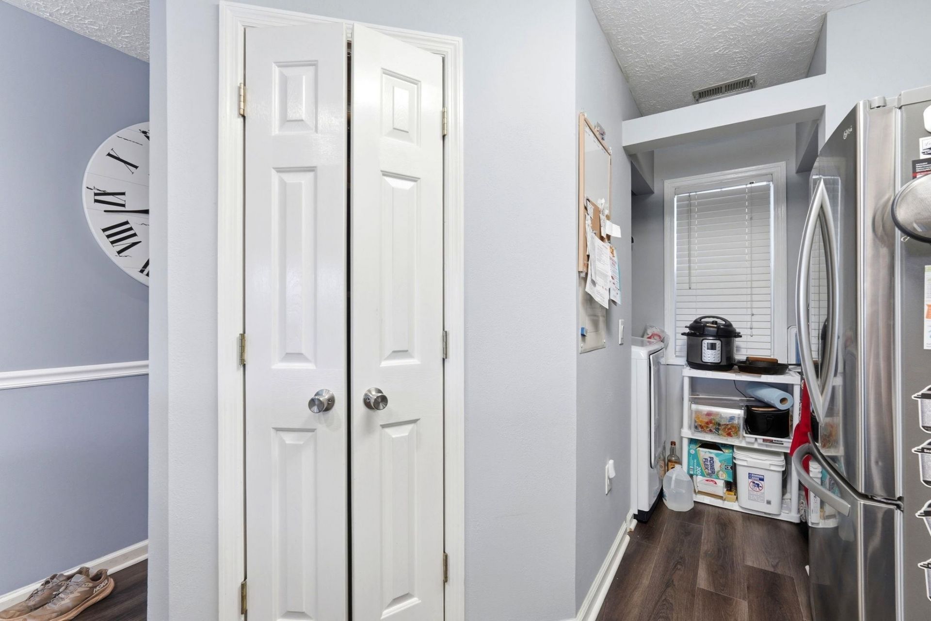 565 White River Dr. Photo 36