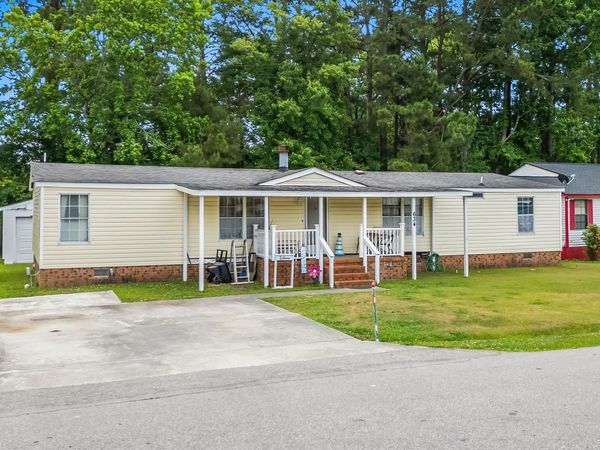 634 River Bend Rd., Myrtle Beach, SC 29588