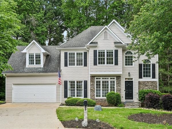 6367 Spring Lake Drive , Flowery Branch, GA 30542