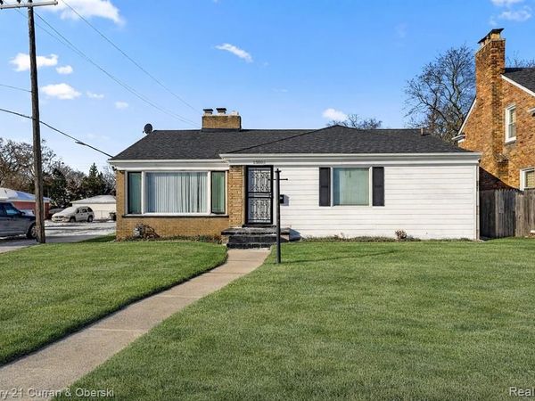 15805 Lindsay Street , Detroit, MI 48227