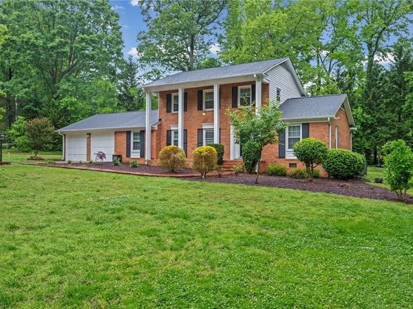 1 ANSON Circle , Greensboro, NC 27407