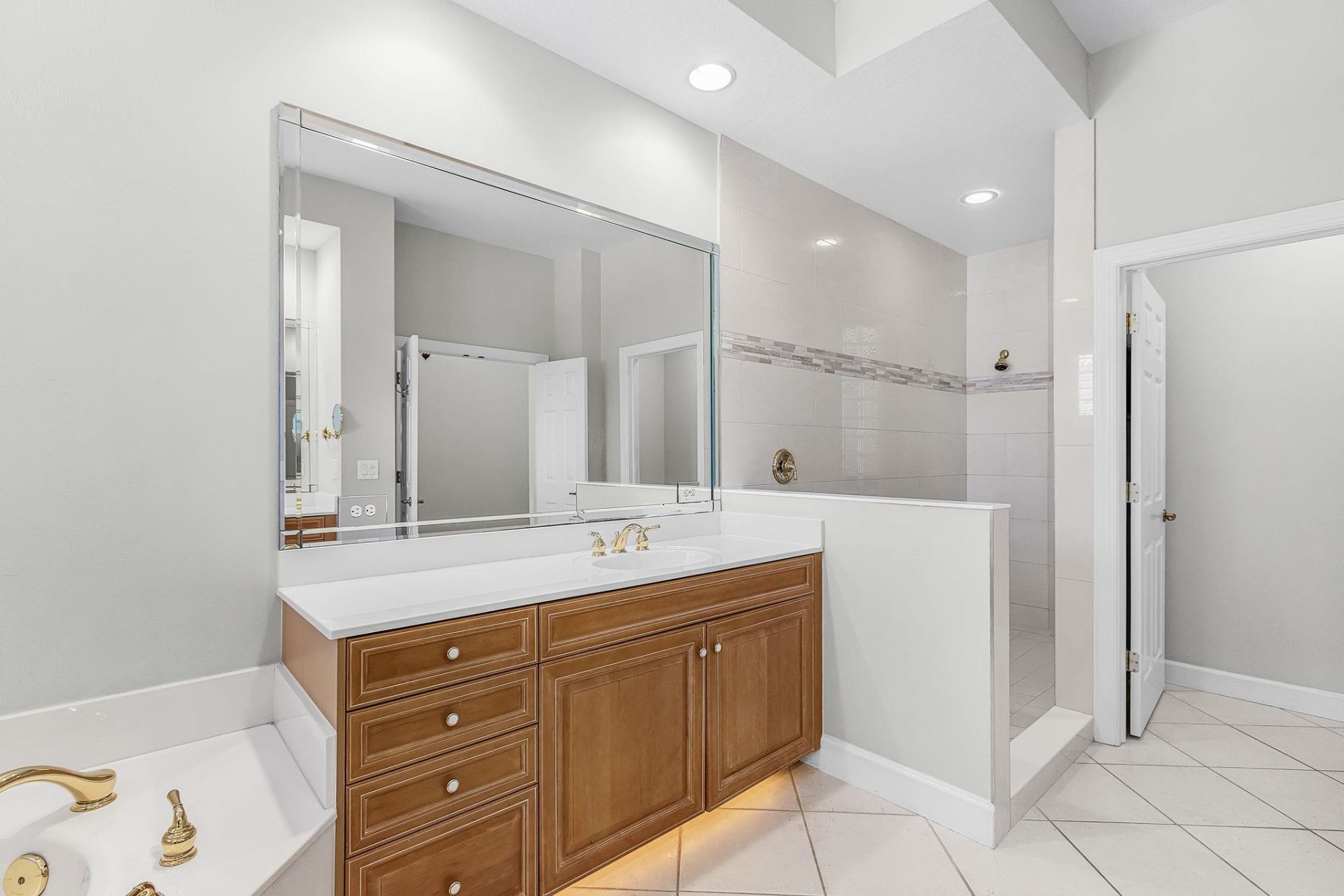 26891 Wyndhurst Ct, Unit 202, Bonita Springs, FL 34134 Photo