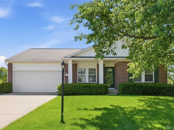 60 E Long Meadow Drive, Springboro, OH 45066