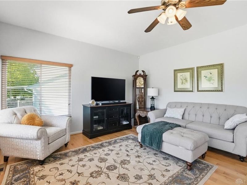 60 E Long Meadow Drive, Springboro, OH 45066 Photo 12
