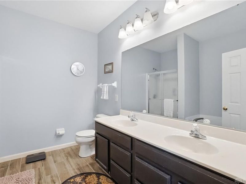 60 E Long Meadow Drive, Springboro, OH 45066 Photo 24