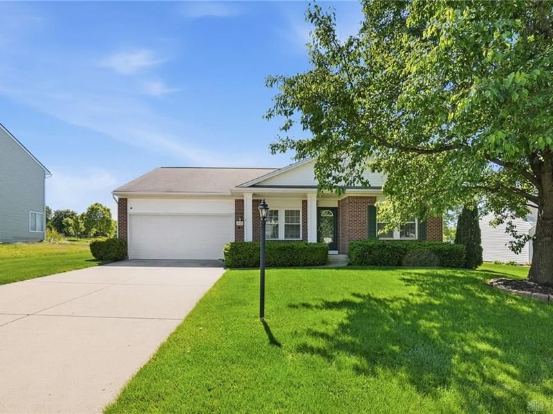 60 E Long Meadow Drive, Springboro, OH 45066 Photo 5