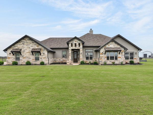 412 Farmstead DR , Seguin, TX 78155