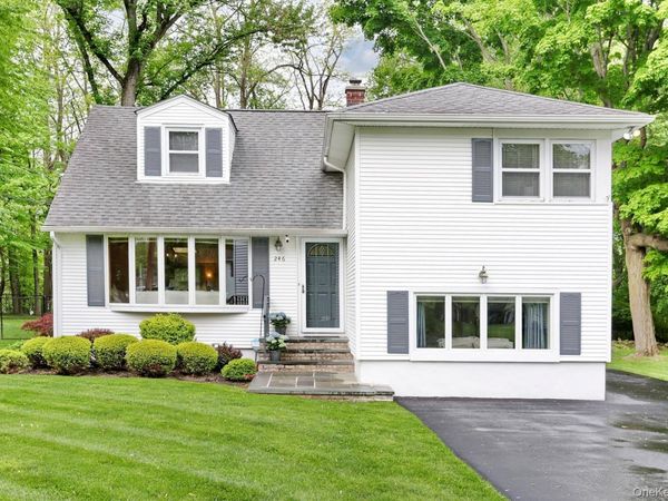 246 Cottage Road , Valley Cottage, NY 10989