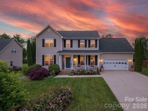 288 Walnut Crest Road , Fletcher, NC 28732