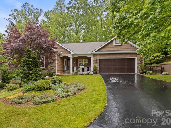 69 Old Pasture Way, Hendersonville, NC 28739