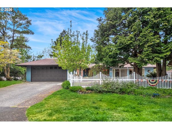 364 ALPINE ST, Seaside, OR 97138