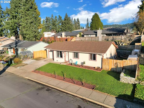 1336 S 7TH ST, Cottage Grove, OR 97424