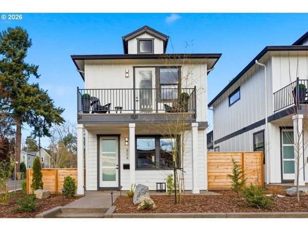 804 3rd AVE, Unit C1, Lake Oswego, OR 97034