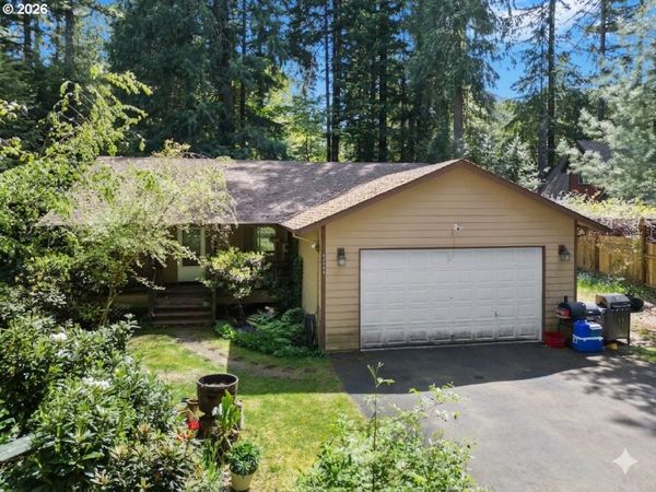 65066 E RIVERSIDE DR, Brightwood, OR 97011